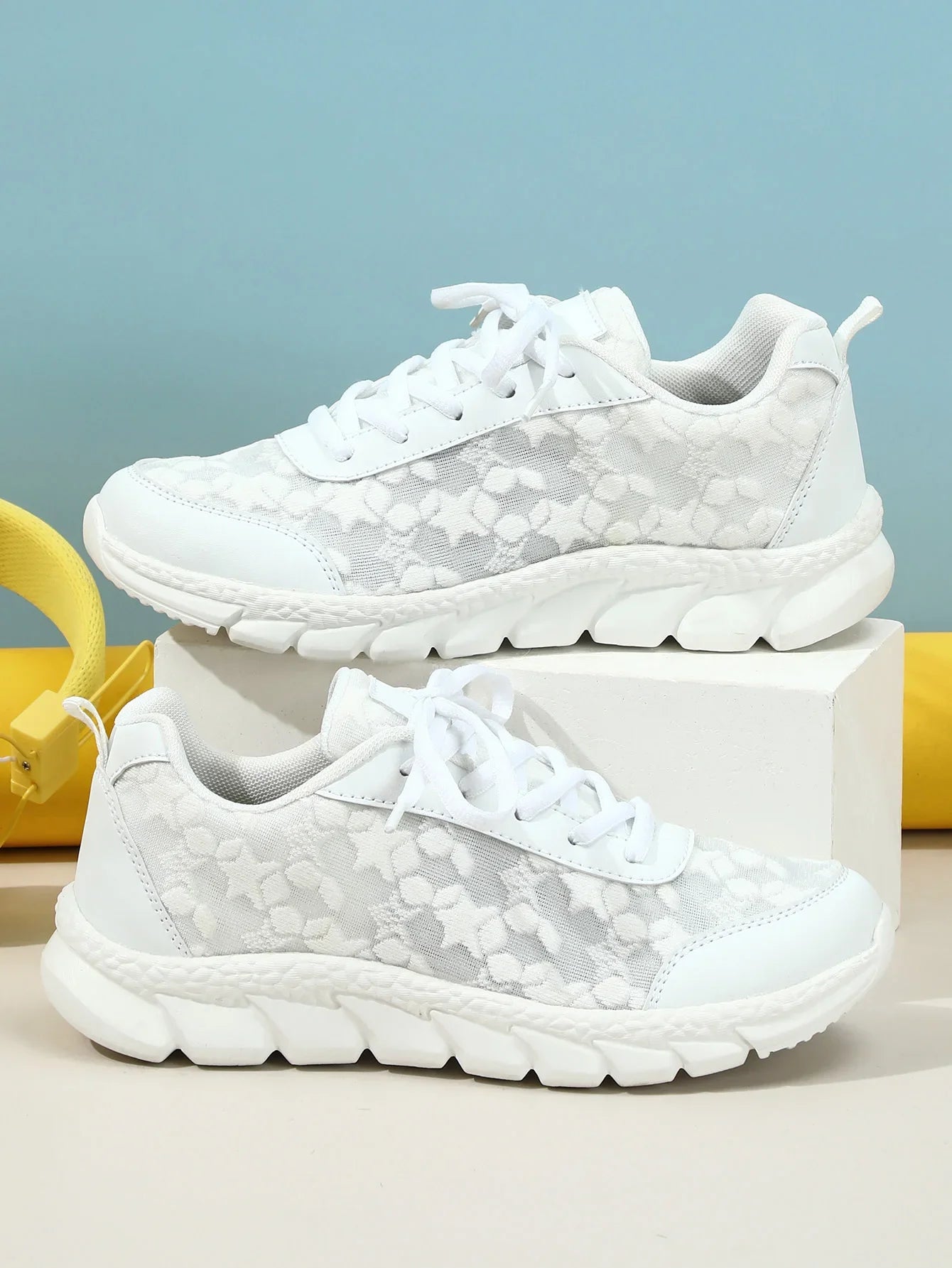 Sneakers MAN Breathable Lace-up Round Toe Spring Sneakers for Women Breathable Platform Sports Shoes Trainers Zapatillas Mujer