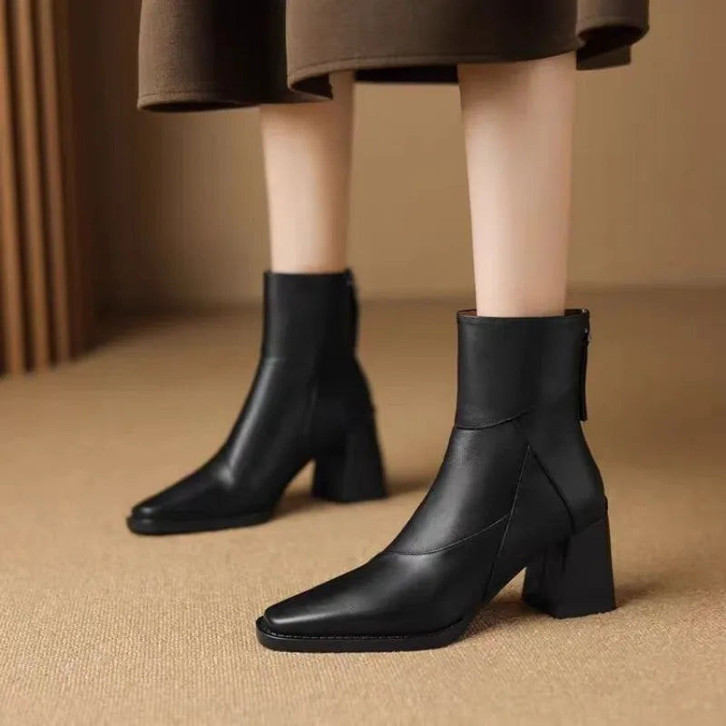 Gizem Chelsea Boots