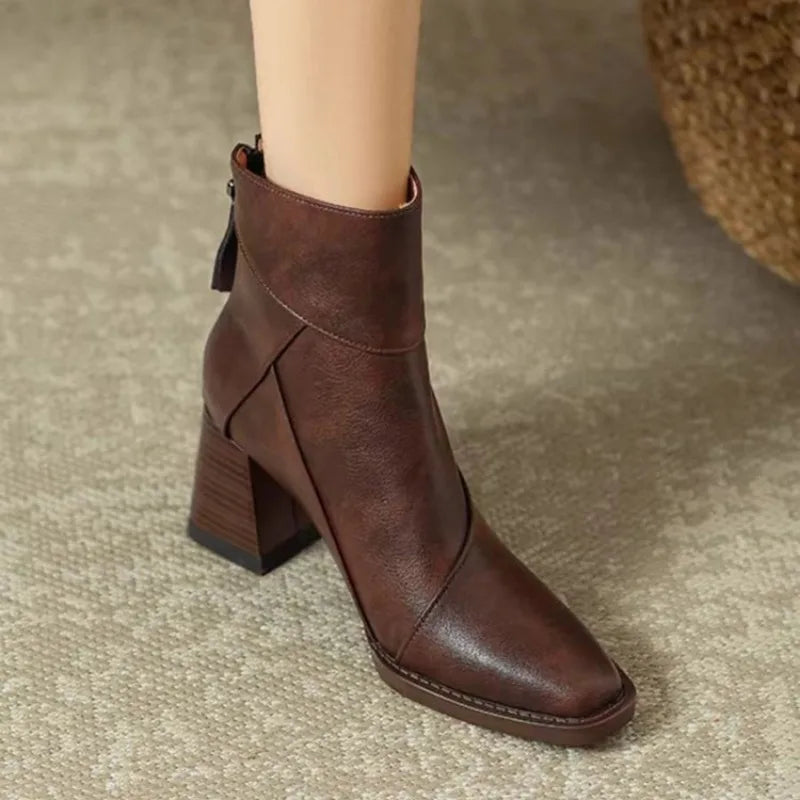 Gizem Chelsea Boots