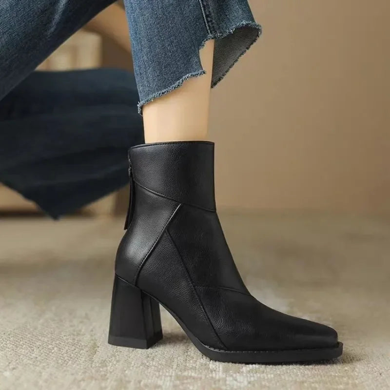 Gizem Chelsea Boots