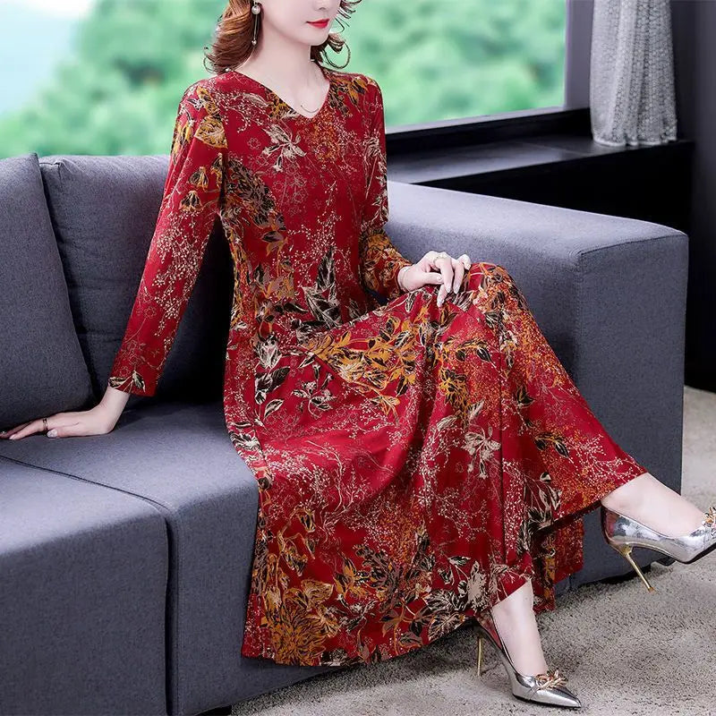 Yeliz V-Neck Long Sleeve Flowral Dress